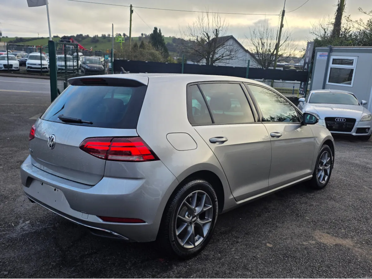 Volkswagen Golf 1.2 TSI COMFORTLINE VIRTUAL COCKPI - Image 6