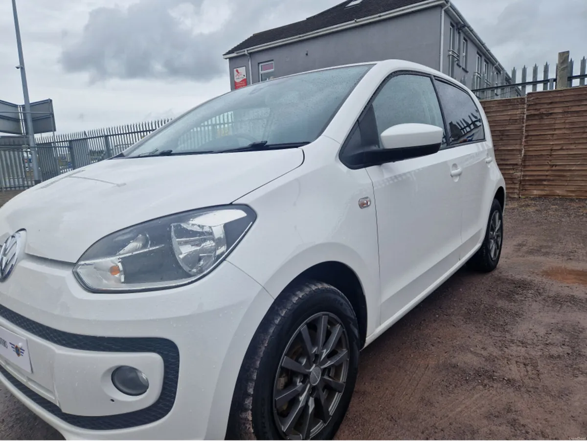 Volkswagen up! AUTO  5DR - Image 5