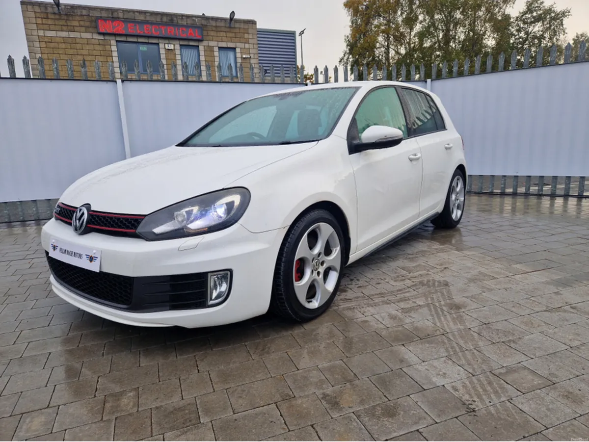 Volkswagen Golf 2.0 GTI DSG - Image 4