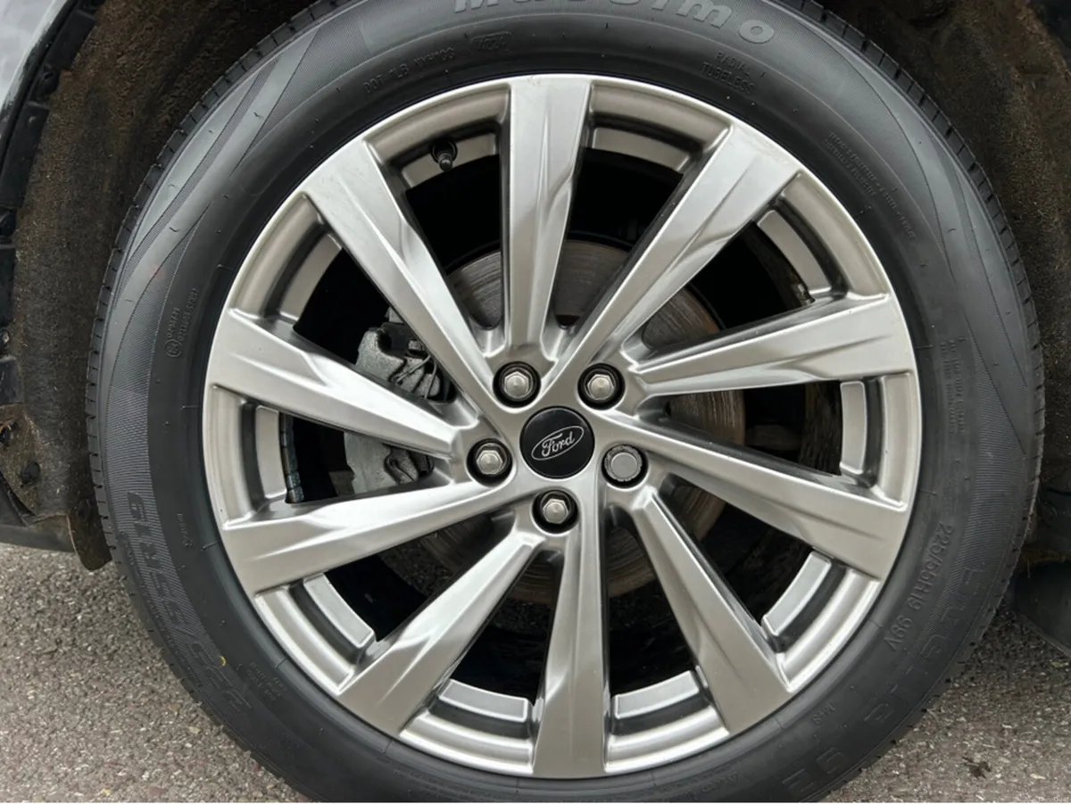 Ford Kuga VIGNALE 2.5 PHEV 225 S6.2 C - Image 4