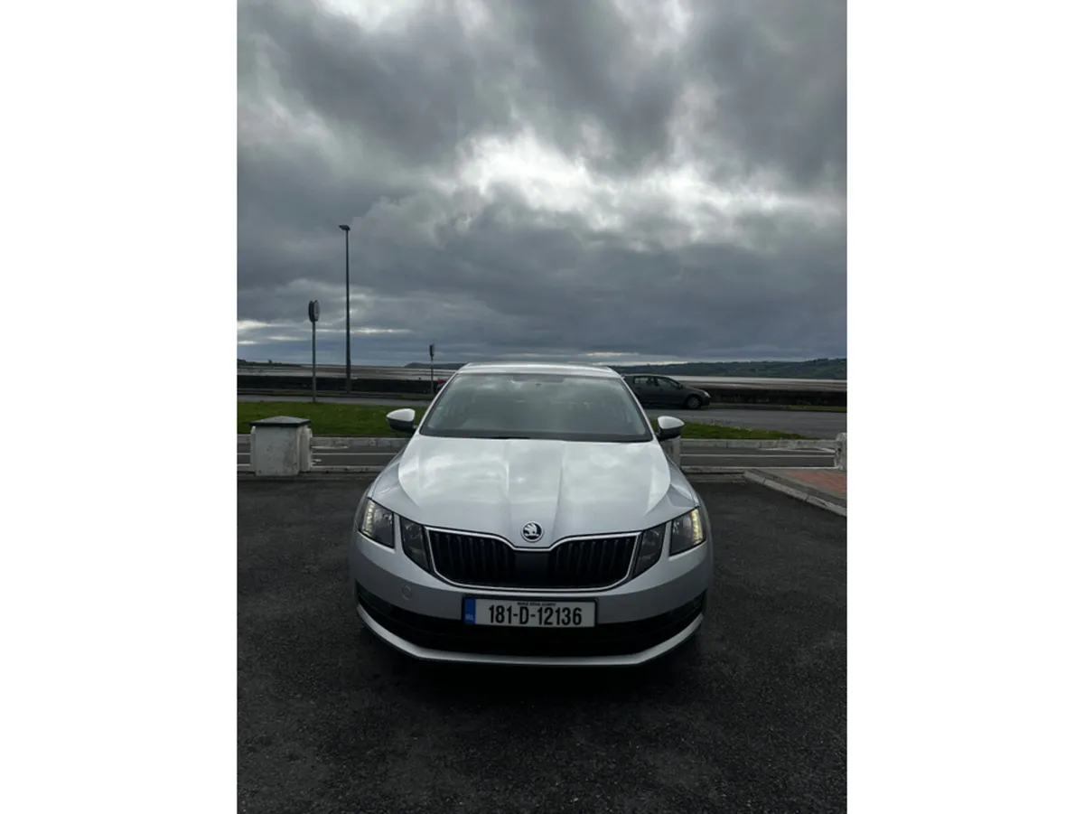 Skoda Octavia AMBITION 1.6 TDI 115HP 4DR - Image 4
