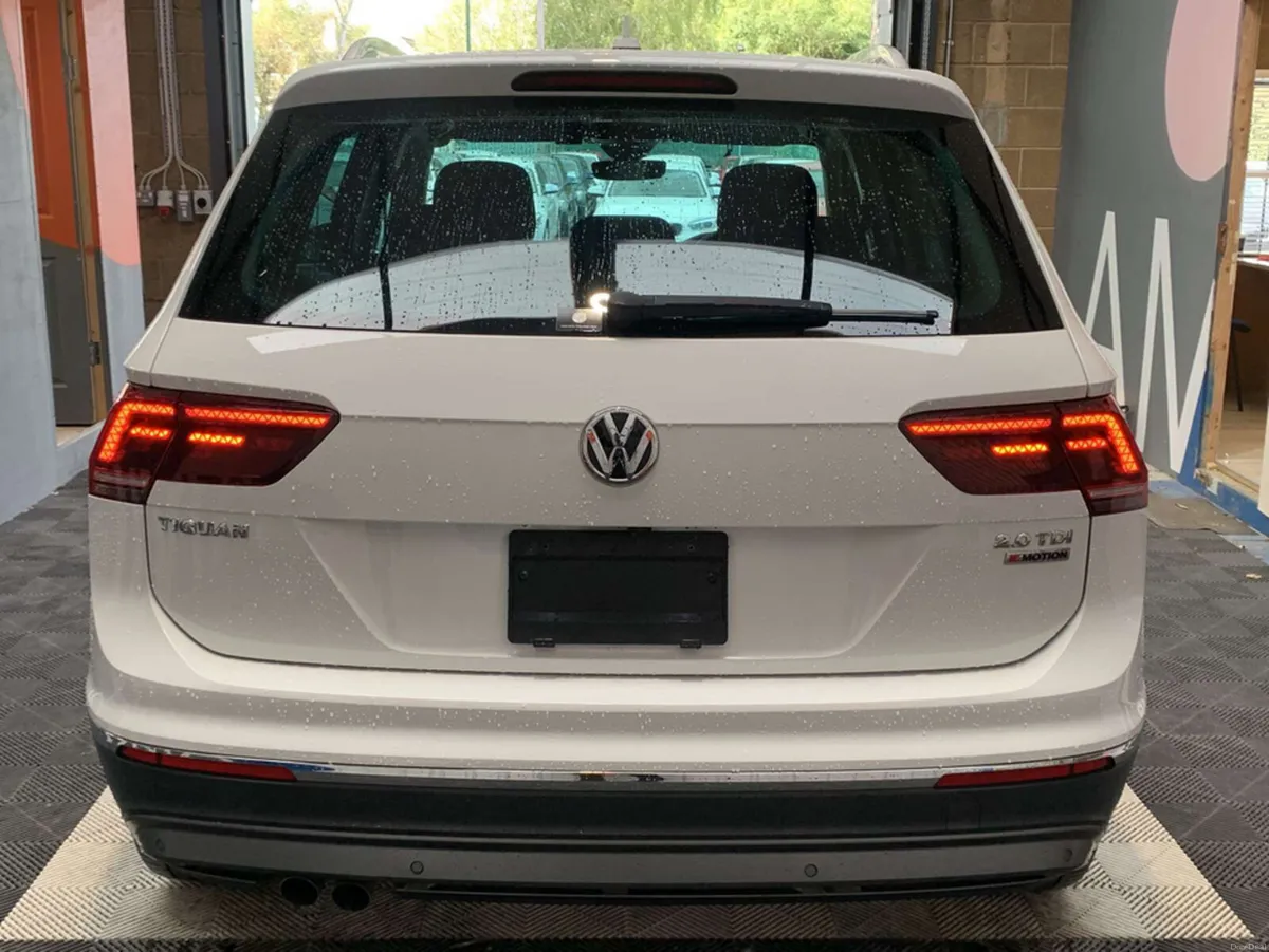 Volkswagen Tiguan ONLY €26950! 2019 TIGUAN AUTOMAT - Image 4