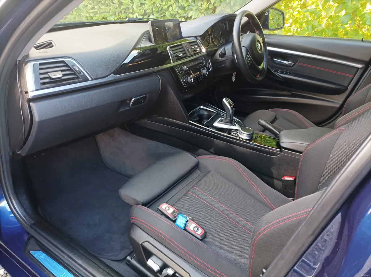 BMW 320D SPORT LOTS OF EXTRAS 2018 - Image 5