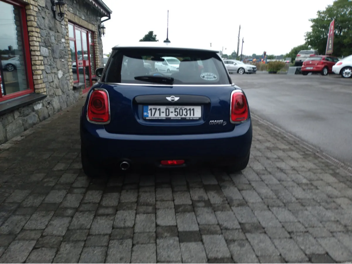 Mini Cooper 1.5 D 3DR COOPER - Image 2