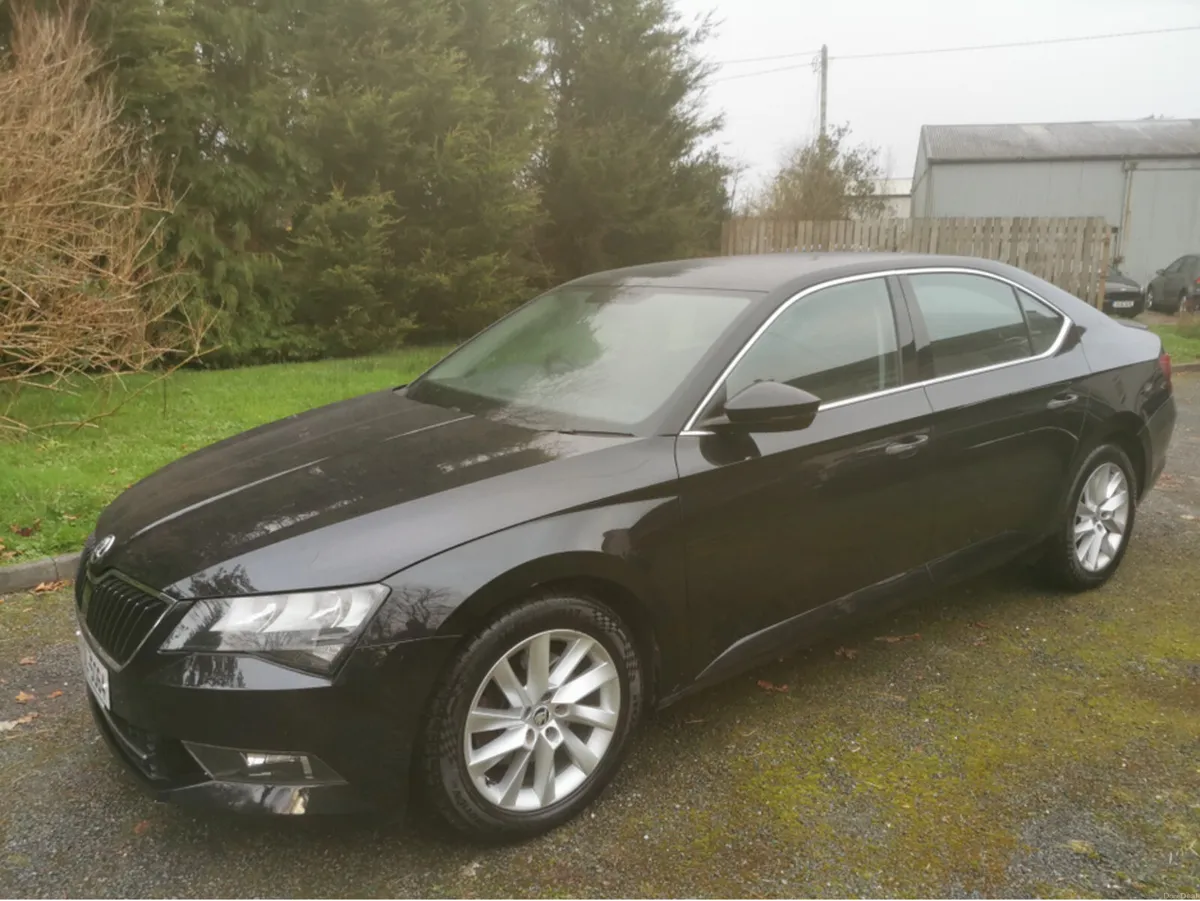 Skoda Superb SE 1.6 TDI 120BHP - Image 4
