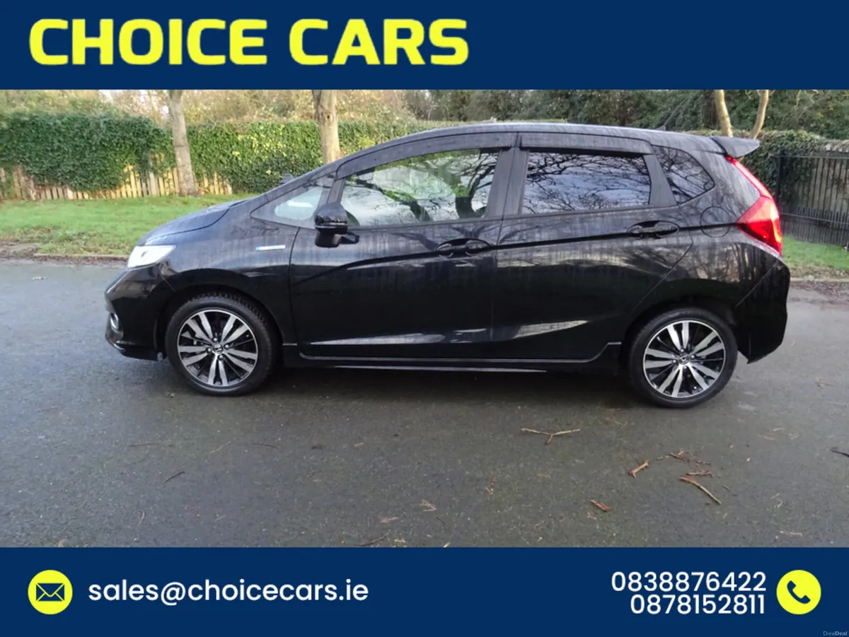 Honda Fit 1.5 AUTO HYBRID TOP SPEC - Image 3