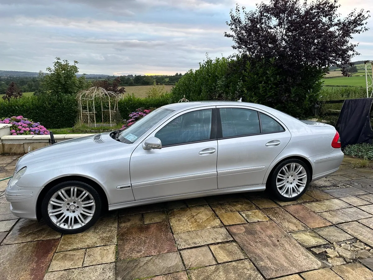 Mercedes-Benz E-Class 2008 Avantgarde - Image 4