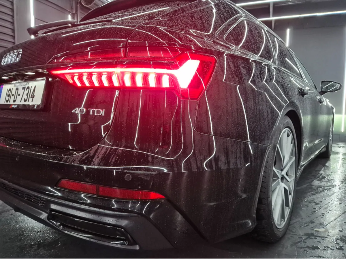 Audi A6 AVANT 2.0 TDI 204BHP S LINE BLACK EDITION - Image 4