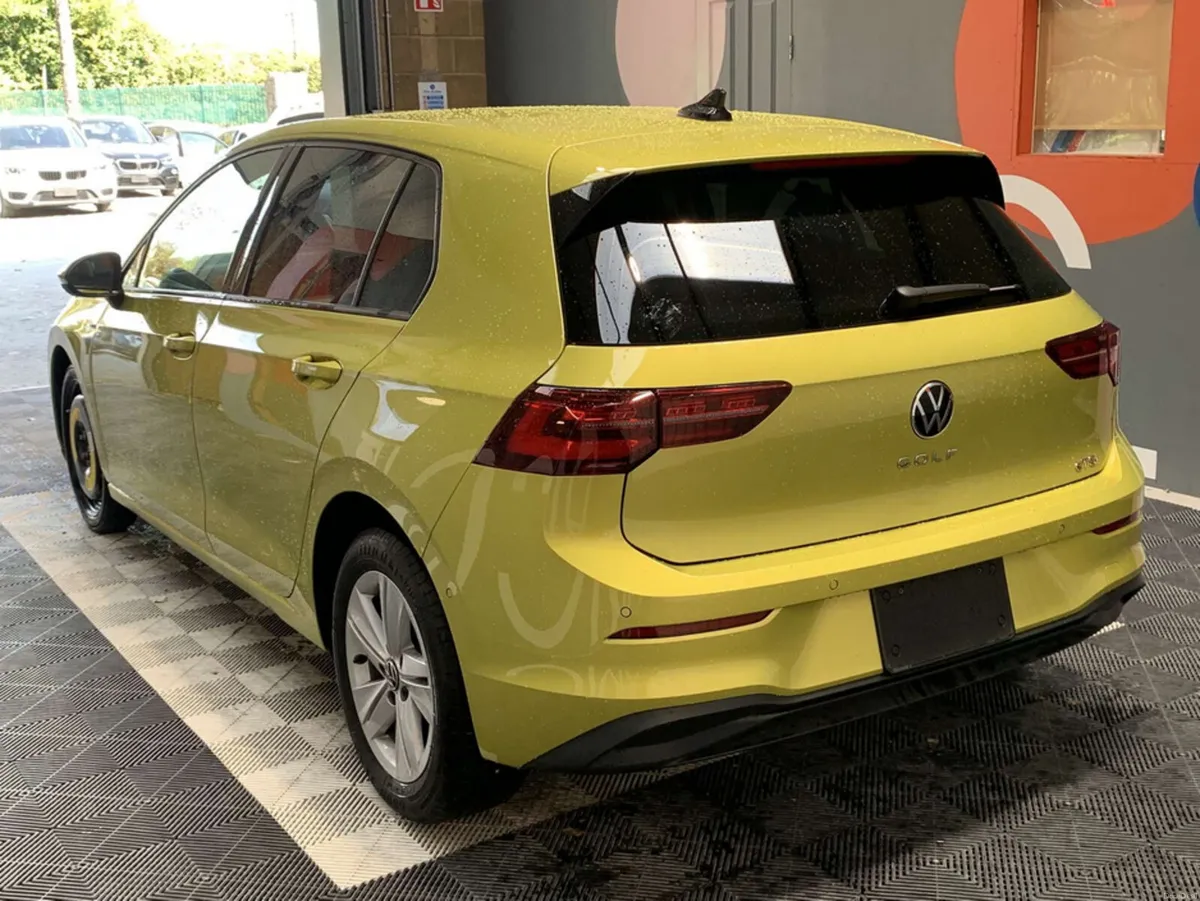 Volkswagen Golf €23950! 2022 GOLF AUTOMATIC 1.0 ET - Image 4
