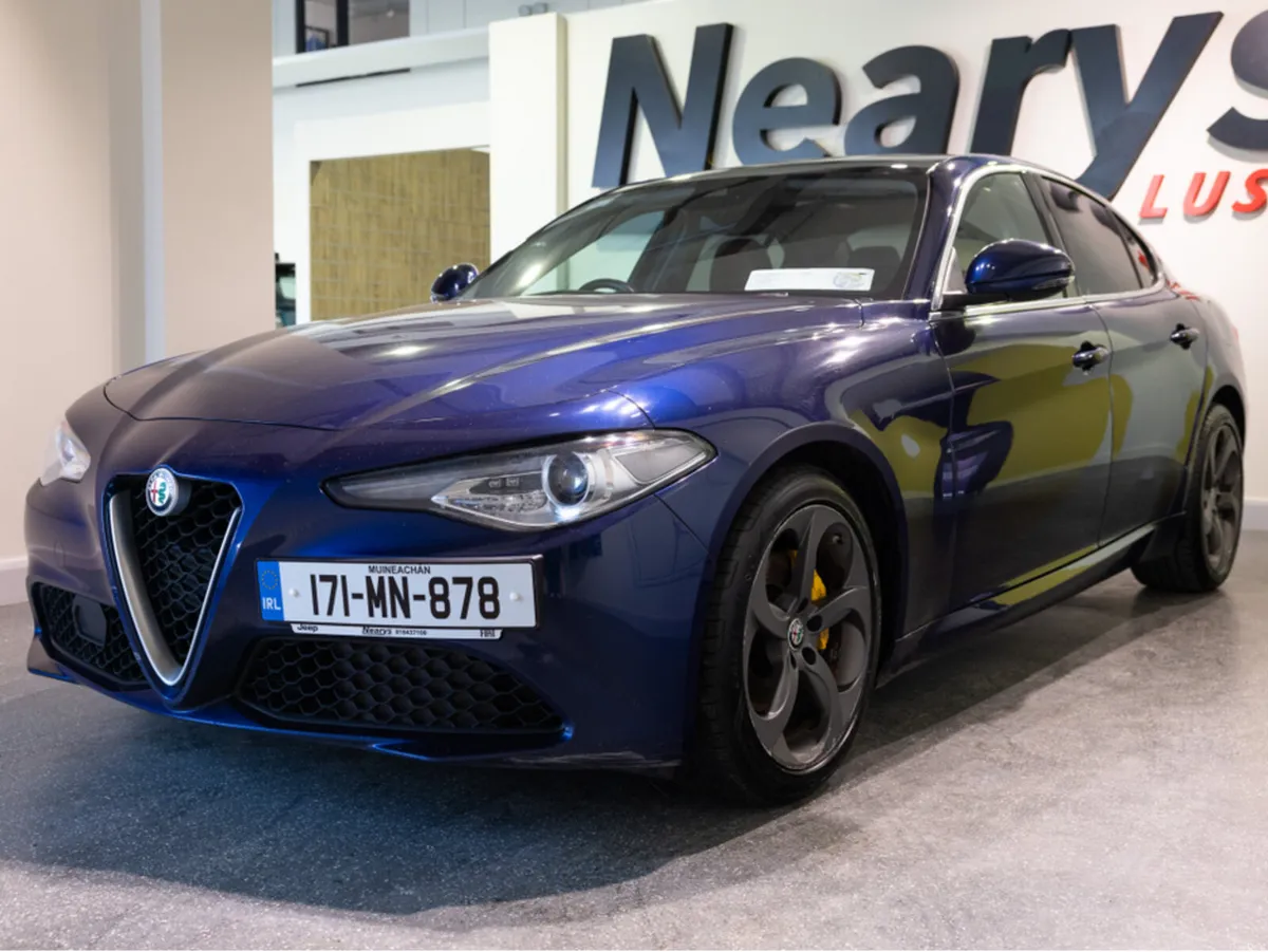 Alfa Romeo Giulia 2.2JTD 180HP SUPER SPORT 4DR A - Image 3