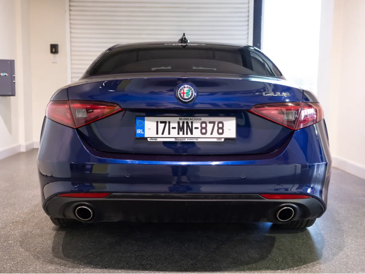 Alfa Romeo Giulia 2.2JTD 180HP SUPER SPORT 4DR A - Image 5