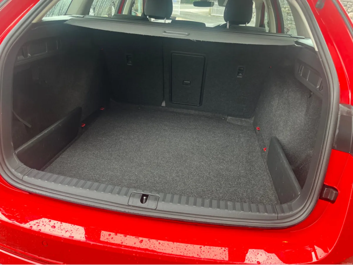 Skoda Octavia ESTATE    AMBITION 2.0 TDI - Image 6