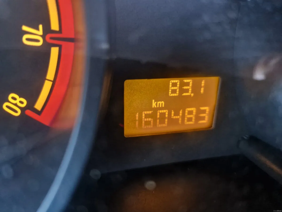 Opel Corsa S 1.0I 12V 65PS 4DR - Image 3