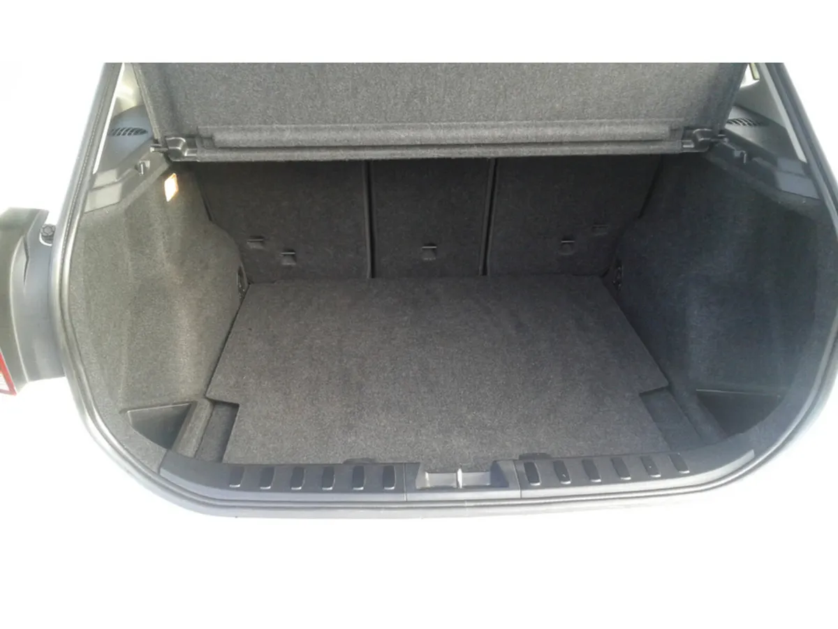 BMW X1 SDRIVE16D SE ZXBA 4DR - Image 3