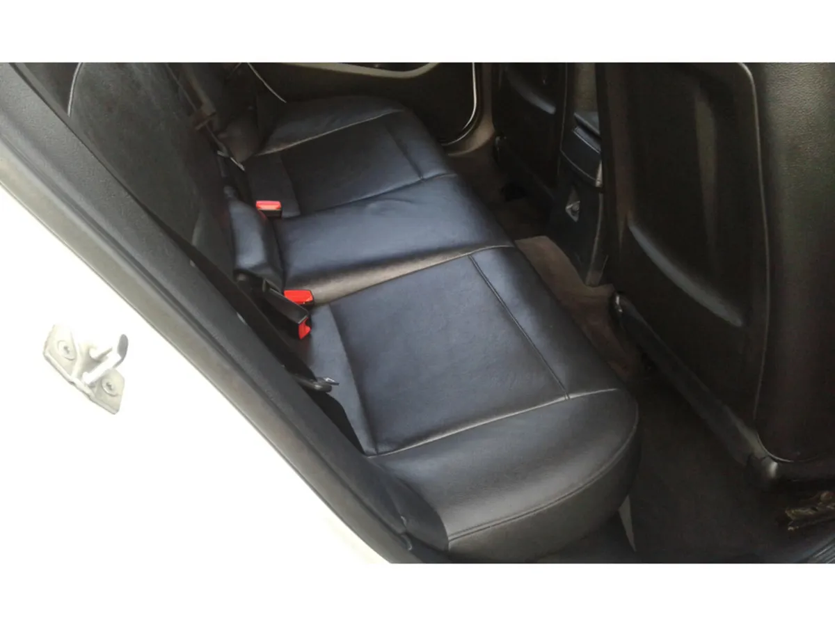 BMW X1 SDRIVE16D SE ZXBA 4DR - Image 2