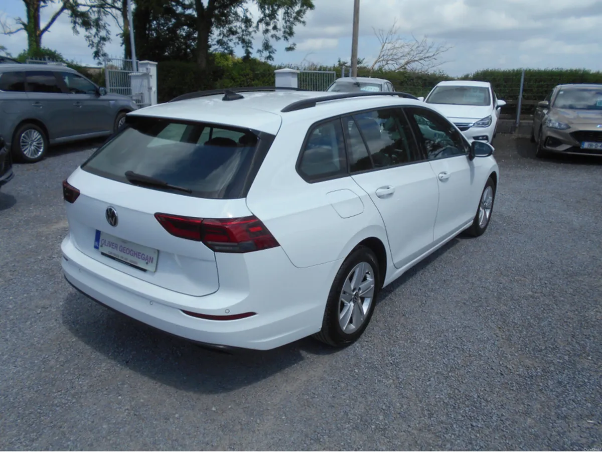 Volkswagen Golf LIFE 1.5 TSI 150 BHP ESTATE - Image 2
