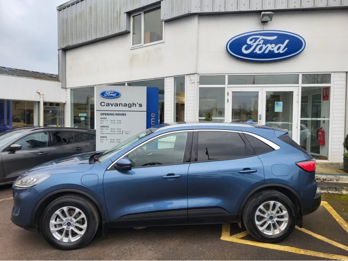 Ford Kuga TITANIUM 5DR 2.5 PHEV 225 S6 - Image 3