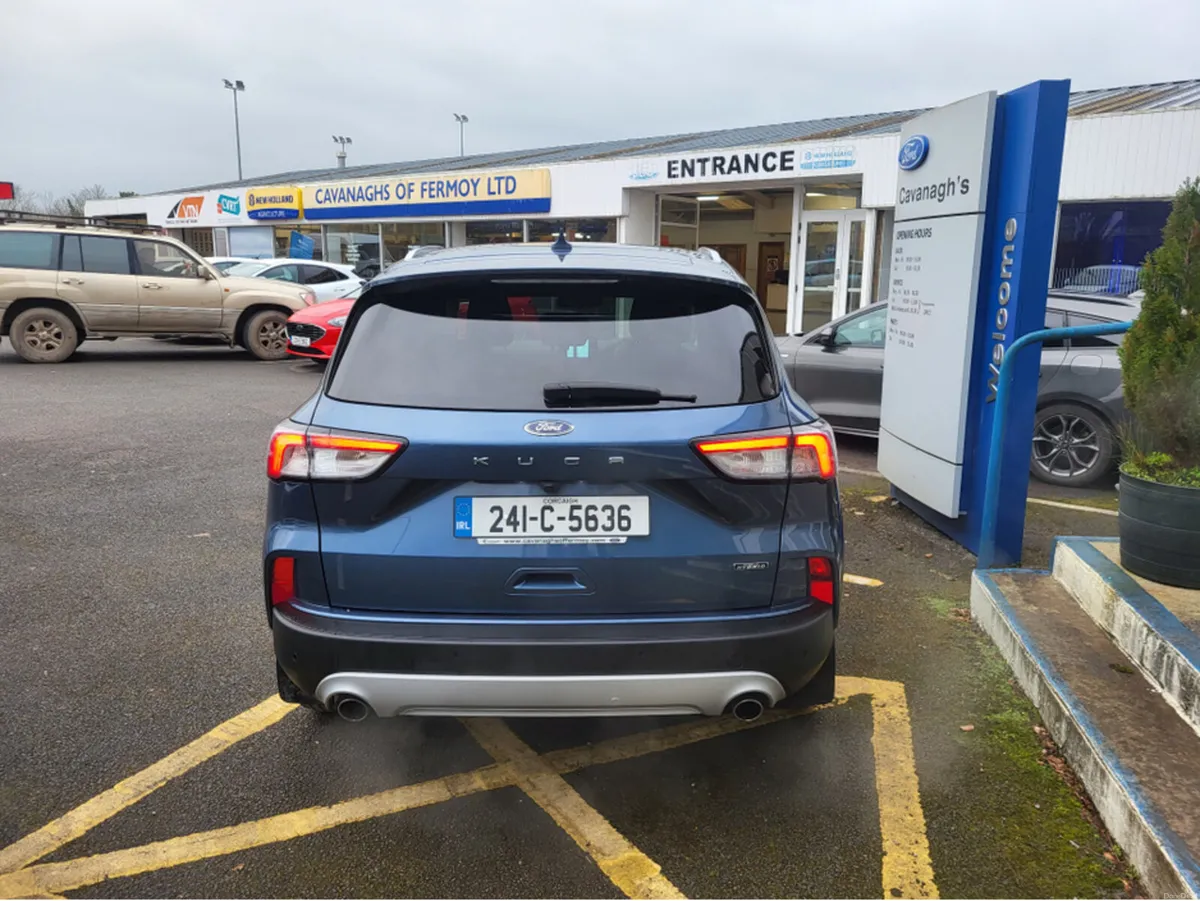 Ford Kuga TITANIUM 5DR 2.5 PHEV 225 S6 - Image 4