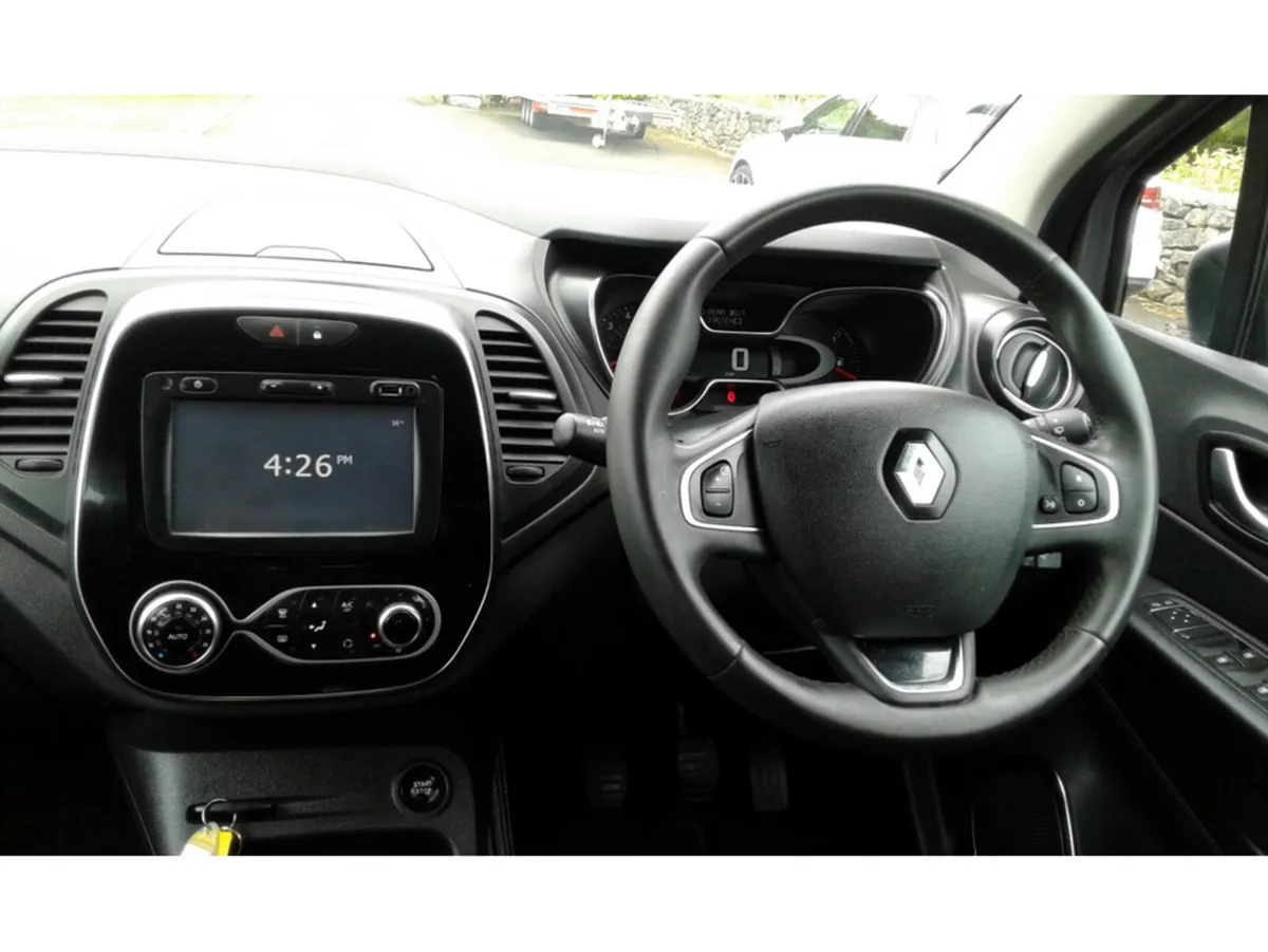 Renault Captur DYNAMIQUE NAV DCI - Image 3