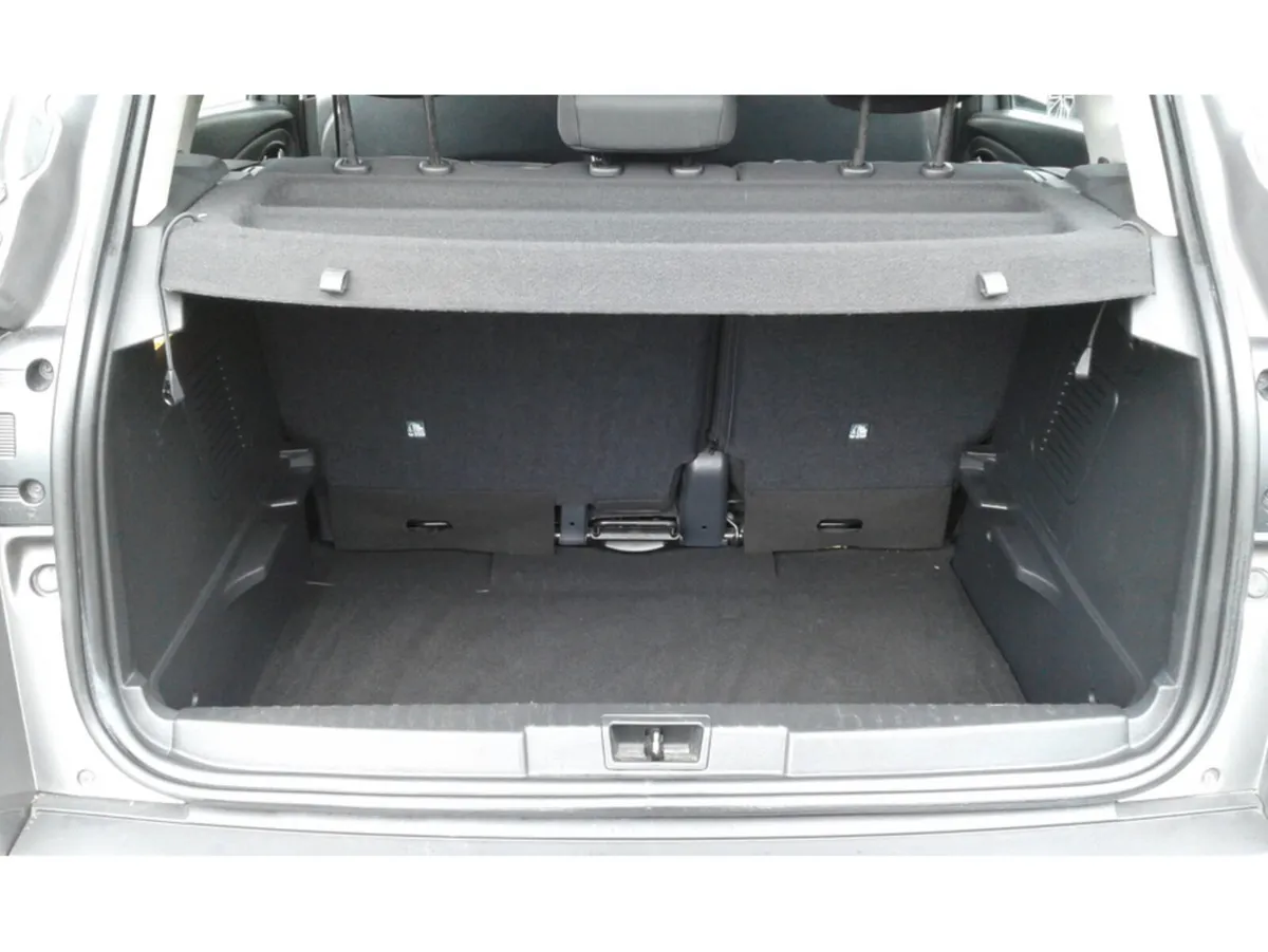 Renault Captur DYNAMIQUE NAV DCI - Image 2