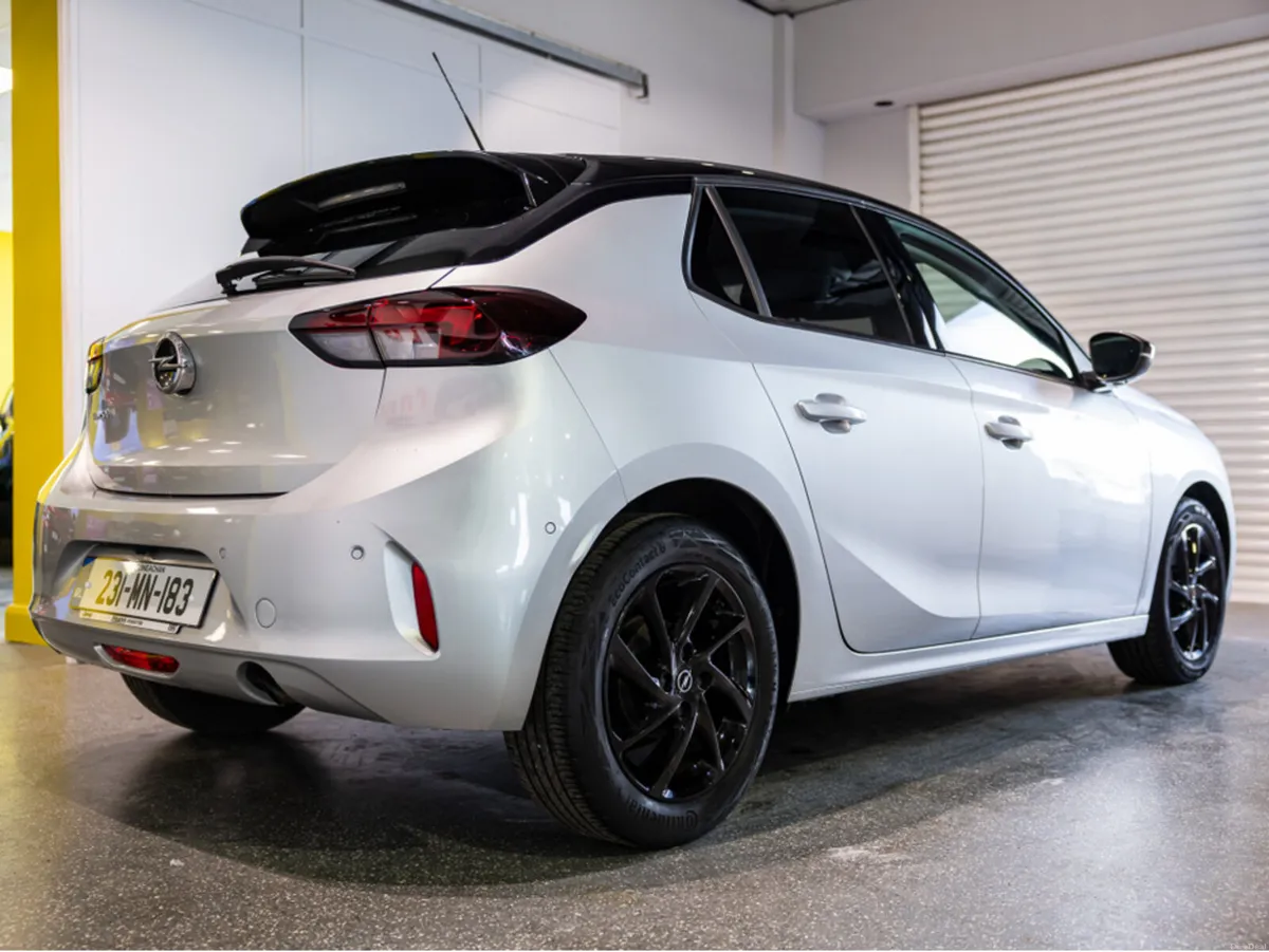 Opel Corsa SPORT 1.2 75PS-PET-5SP 4DR - Image 4