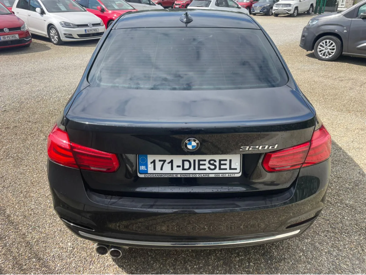 BMW 3-Series 320D Luxury - Image 6