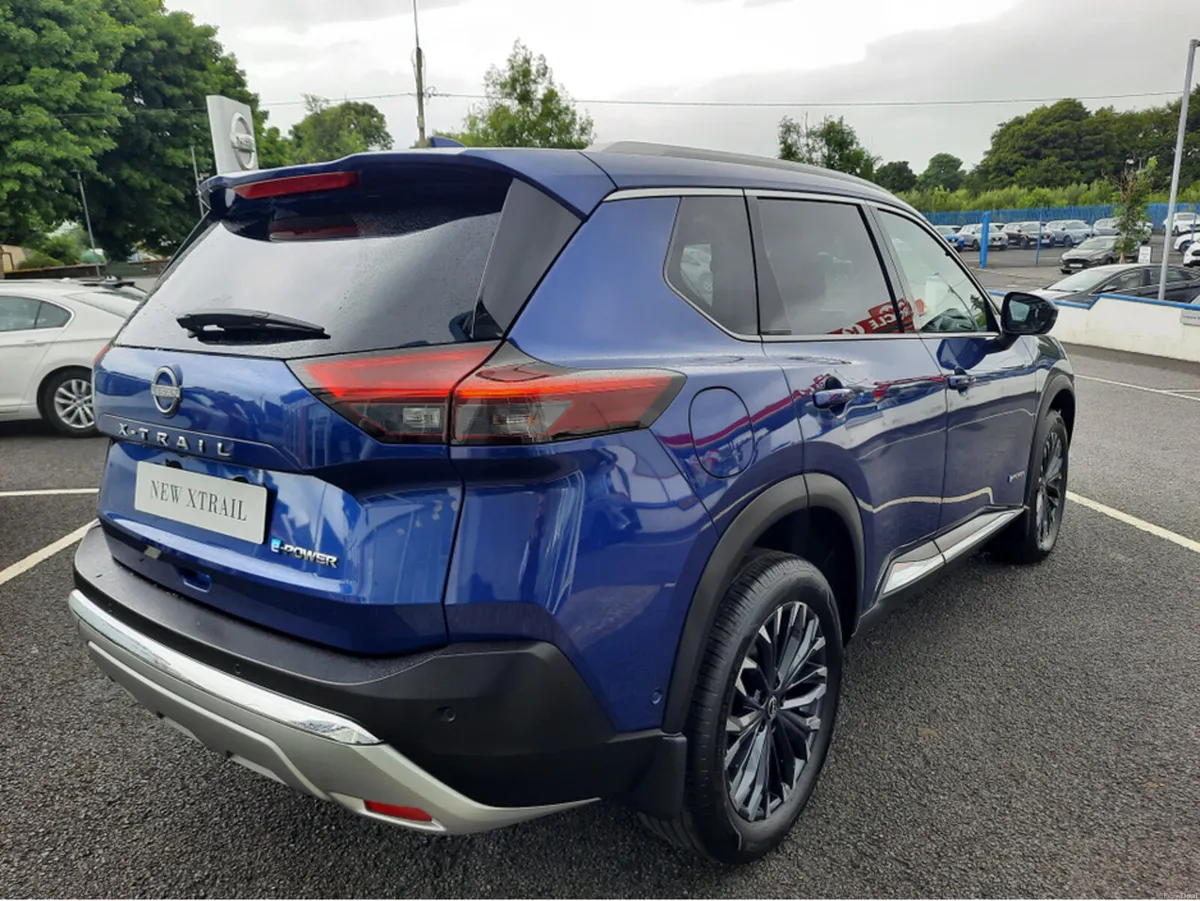 Nissan X-Trail SVE 5 SEATS FULL LEATHER - Image 4