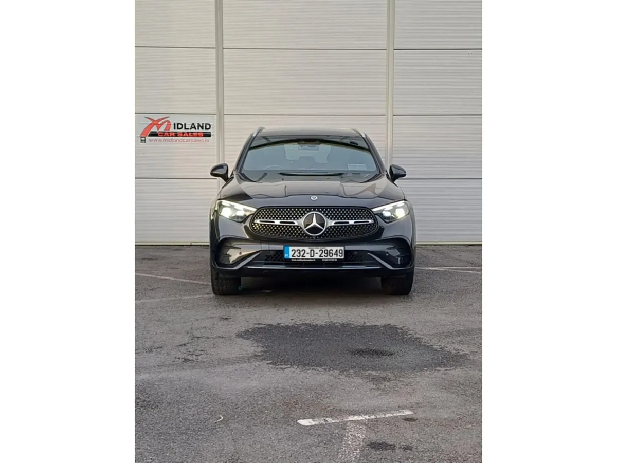 Mercedes-Benz GLC 300de AMG LINE PREMIUM PLUS**Now - Image 3