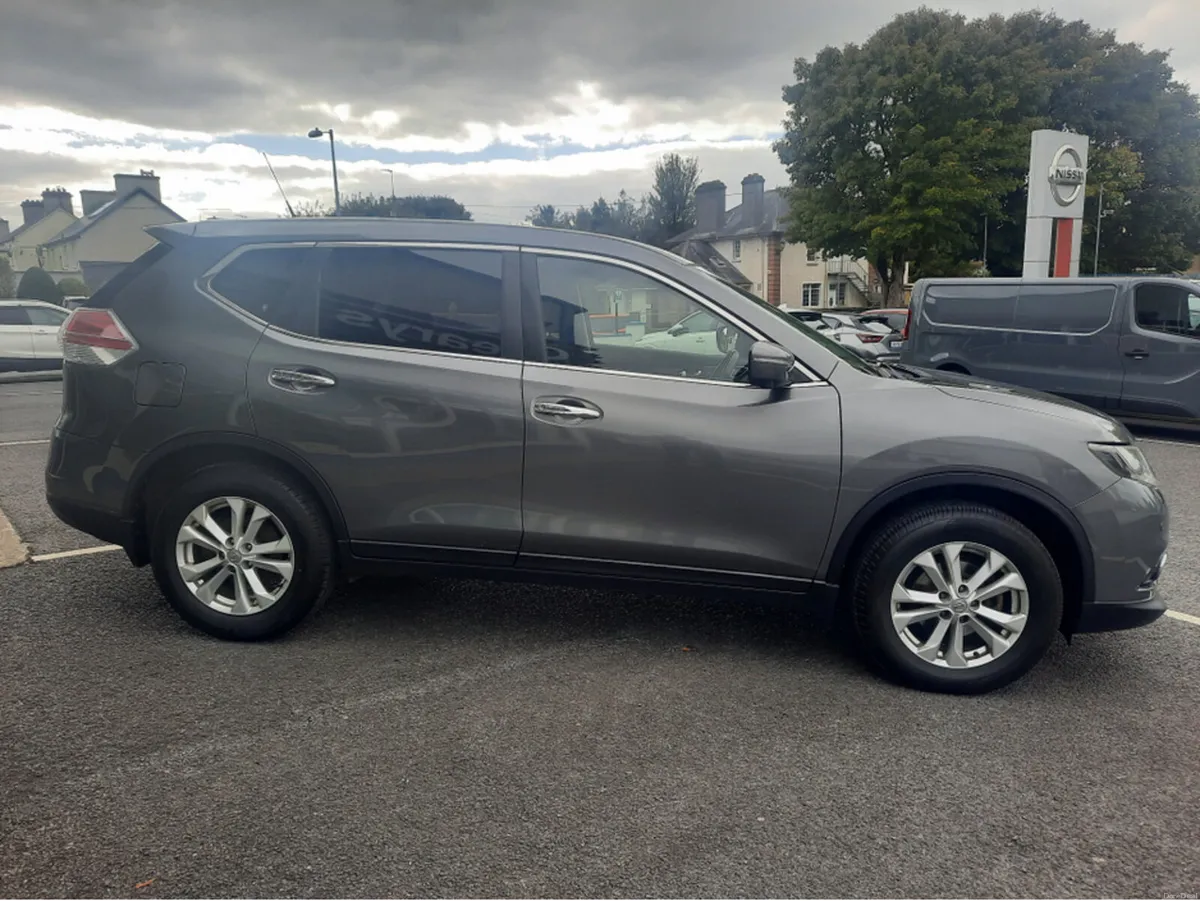 Nissan X-Trail 1.6 SV TP MOON ROOF 4DR - Image 2