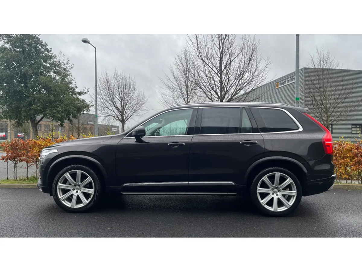 Volvo XC90 2.0 AUTO INSCRIPTION - Image 2