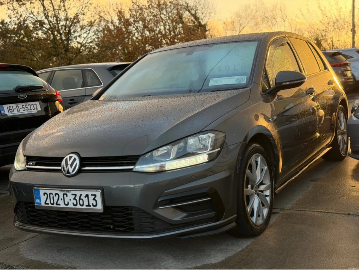 Volkswagen Golf LOW MILEAGE R-LINE 1.6 TDI MANUAL - Image 4