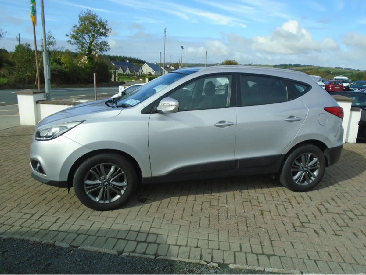 Hyundai ix35 SE NAV 5DR - Image 3