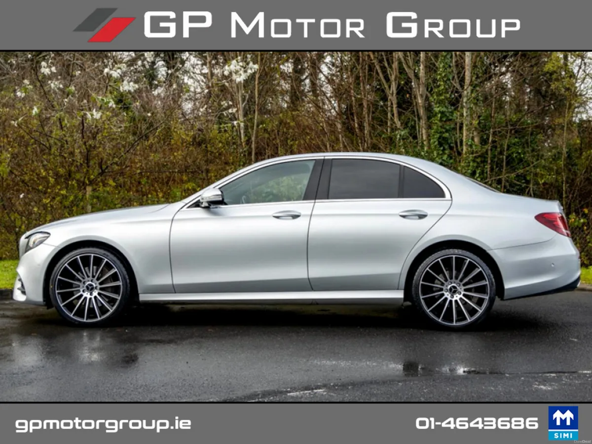Mercedes-Benz E-Class E220D AMG LINE PREMIUM 4MATI - Image 3