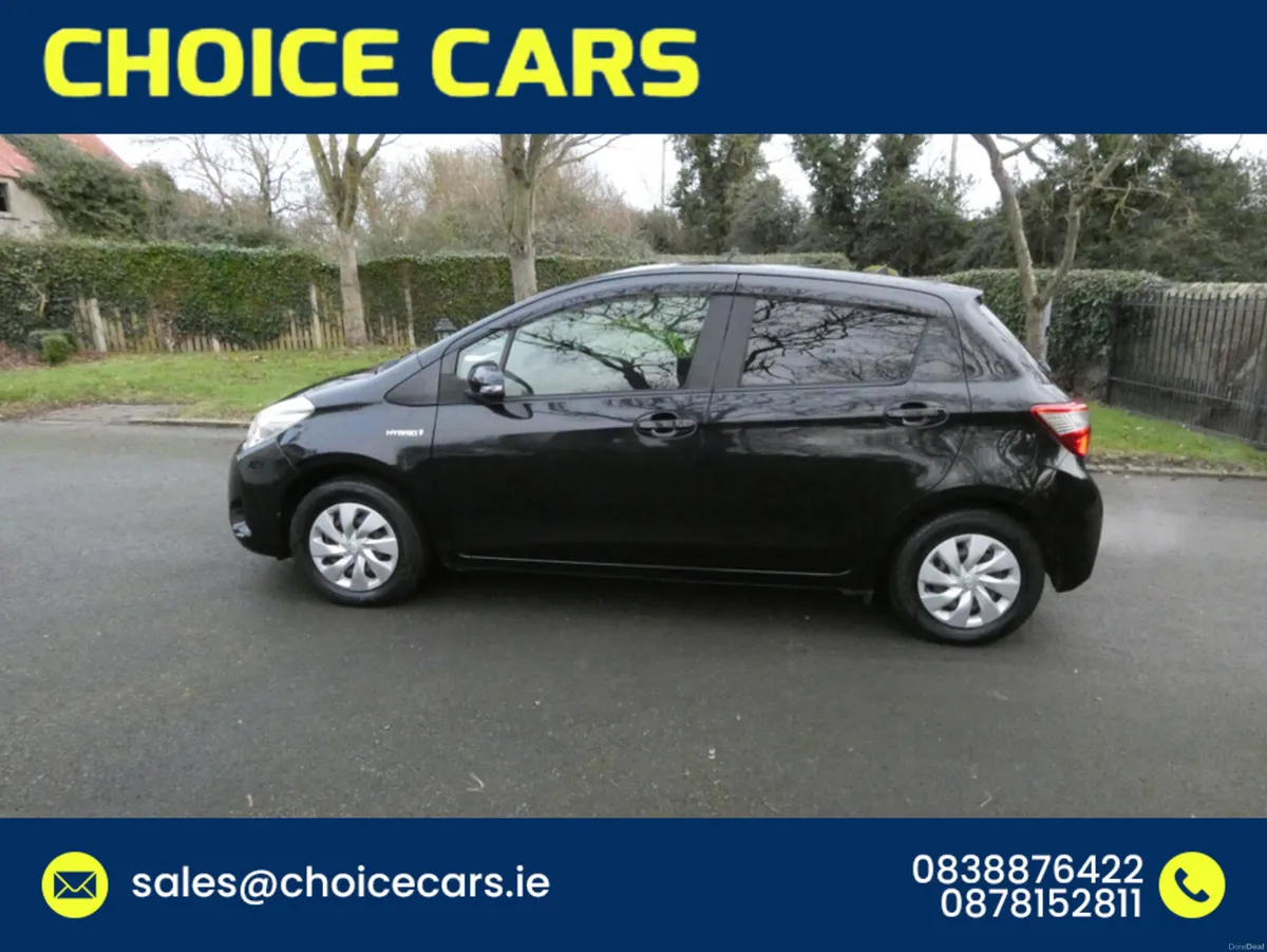 Toyota Yaris 1.5 AUTO HYBRID VITZ - Image 3
