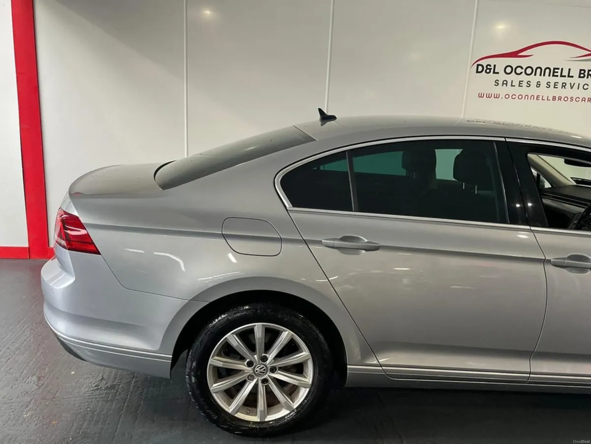 Volkswagen Passat BUSINESS 2.0 TDI MANUAL 6SPEED F - Image 4