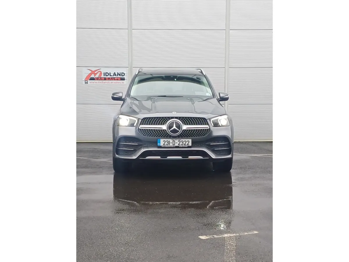 Mercedes-Benz GLE 300d AMG 4MATIC 7 Seater **Pan S - Image 3