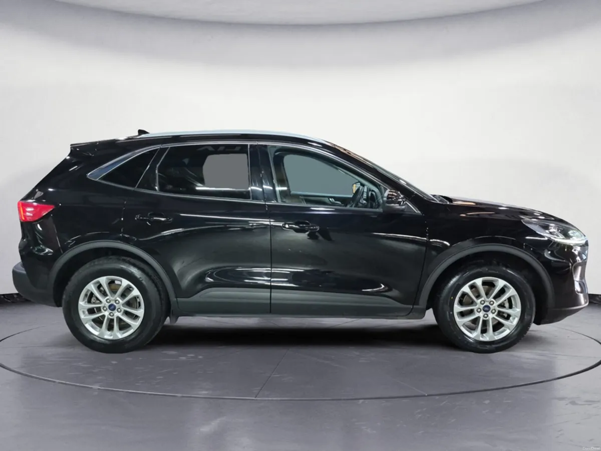 Ford Kuga TITANIUM 5DR 1.5 TD 120 S6.2 M6 F - Image 4