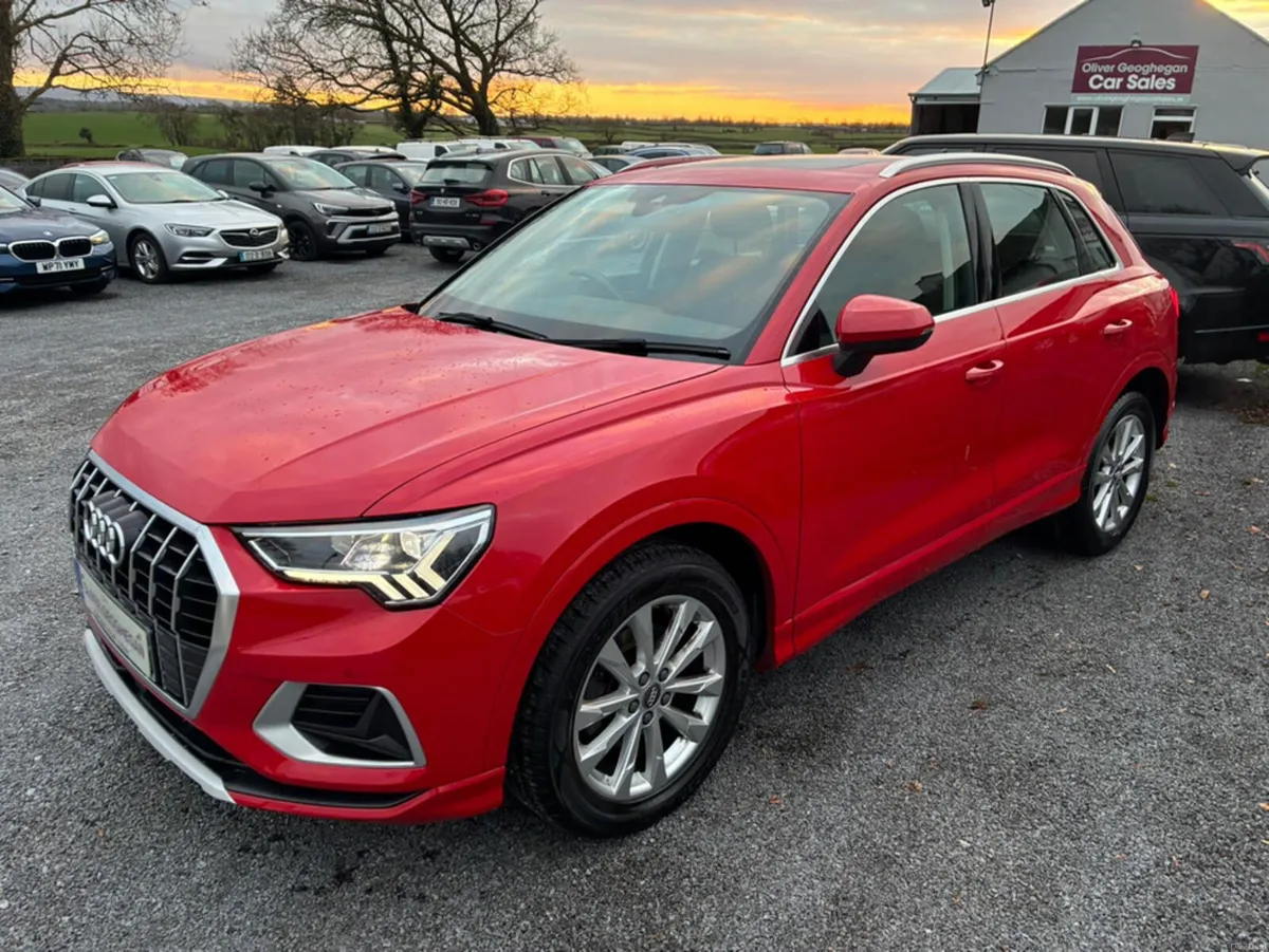 Audi Q3 1.5 TFSI SPORT 150 BHP (PAN ROOF) LOW KLMS - Image 4