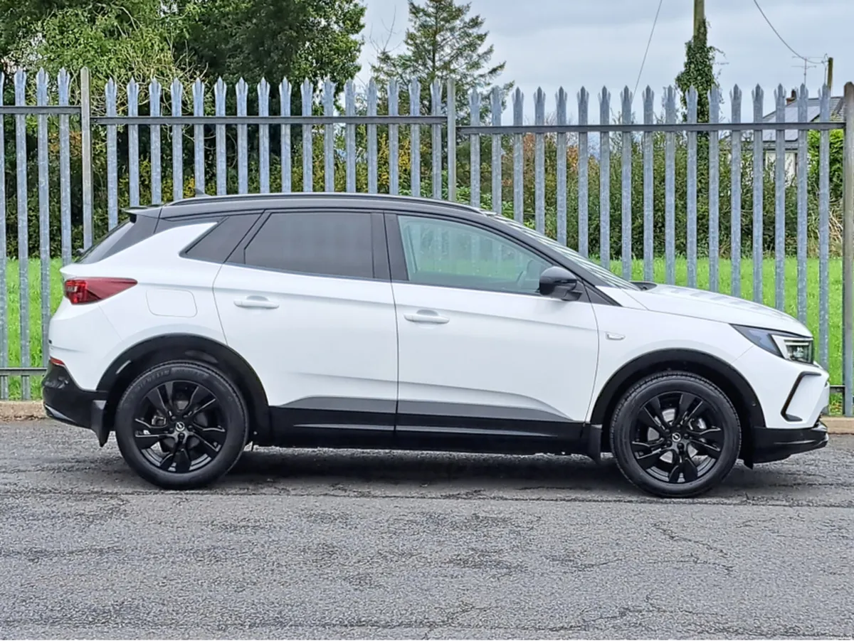 Opel Grandland SRI 1.5TD 130BHP 8SPEED AUTOMATIC - Image 4