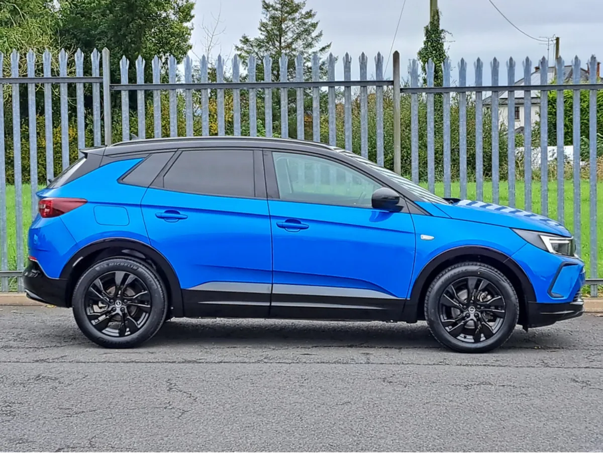 Opel Grandland SRI 1.5TD 130BHP 8 SPEED AUTOMATIC - Image 3