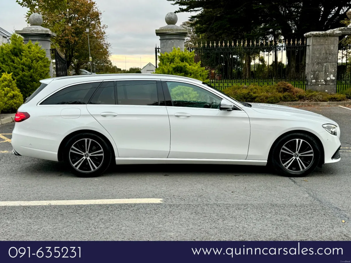 Mercedes-Benz E-Class E 220d SPORT ESTATE 5DR AUTO - Image 2