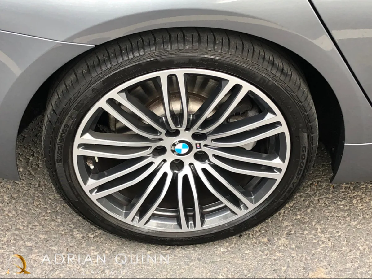 BMW 5-Series 520d M-SPORT AUTO - Image 6