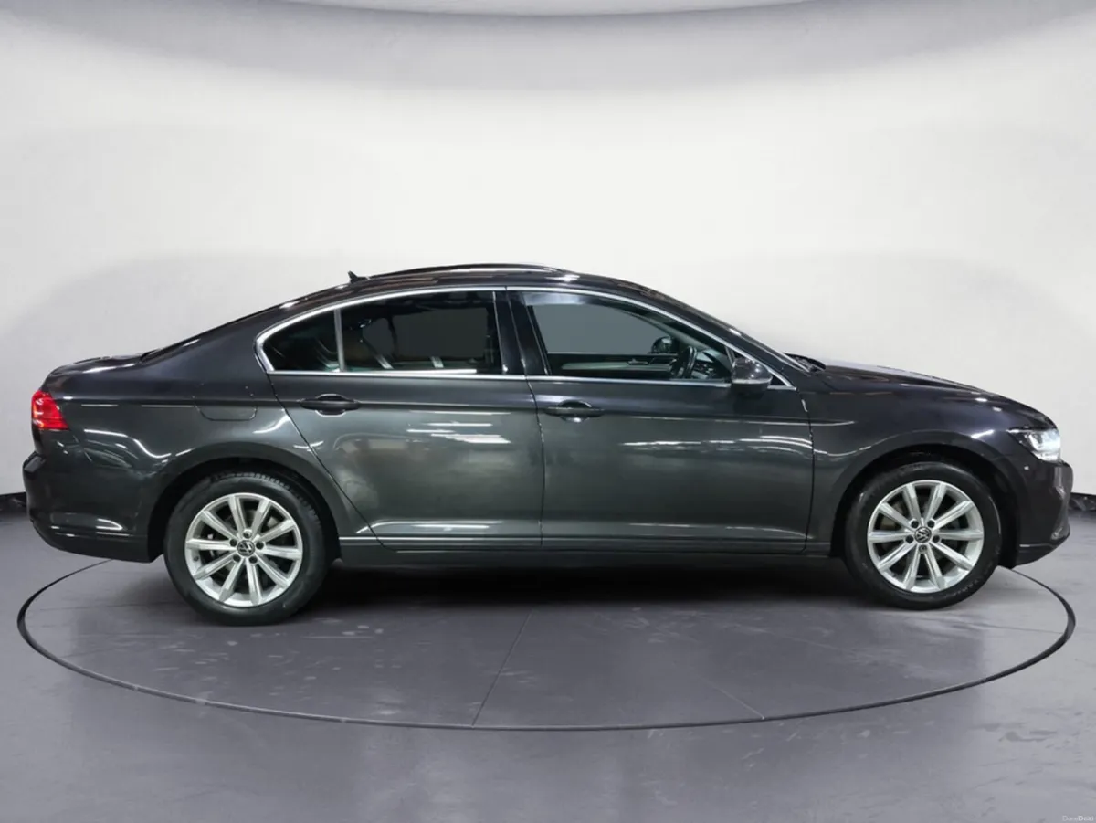 Volkswagen Passat BUSINESS 2.0 TDI D7F 150 4DR AUT - Image 4