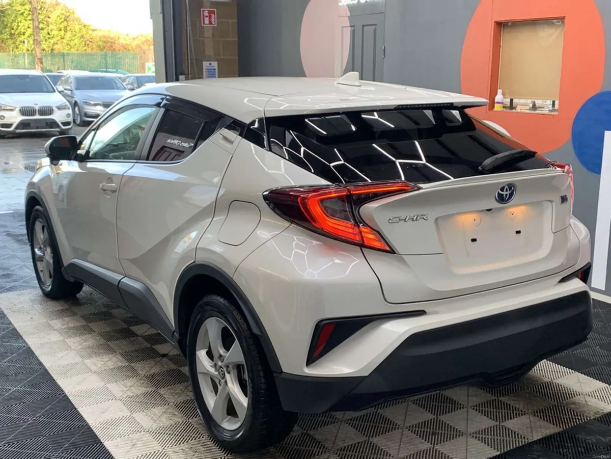 Toyota C-HR €19950! 2019 Toyota C-HR 1.8 Hybrid / - Image 4