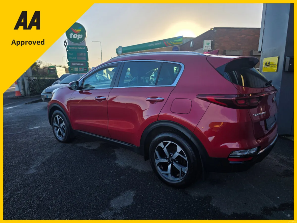 Kia Sportage FULL LEATHER HIGH SPEC LOW KMS - Image 2