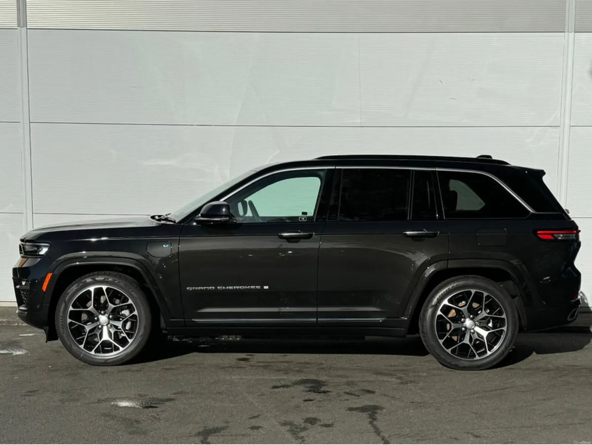 Jeep Grand Cherokee Grand Cherokee | Summit Plus - Image 4