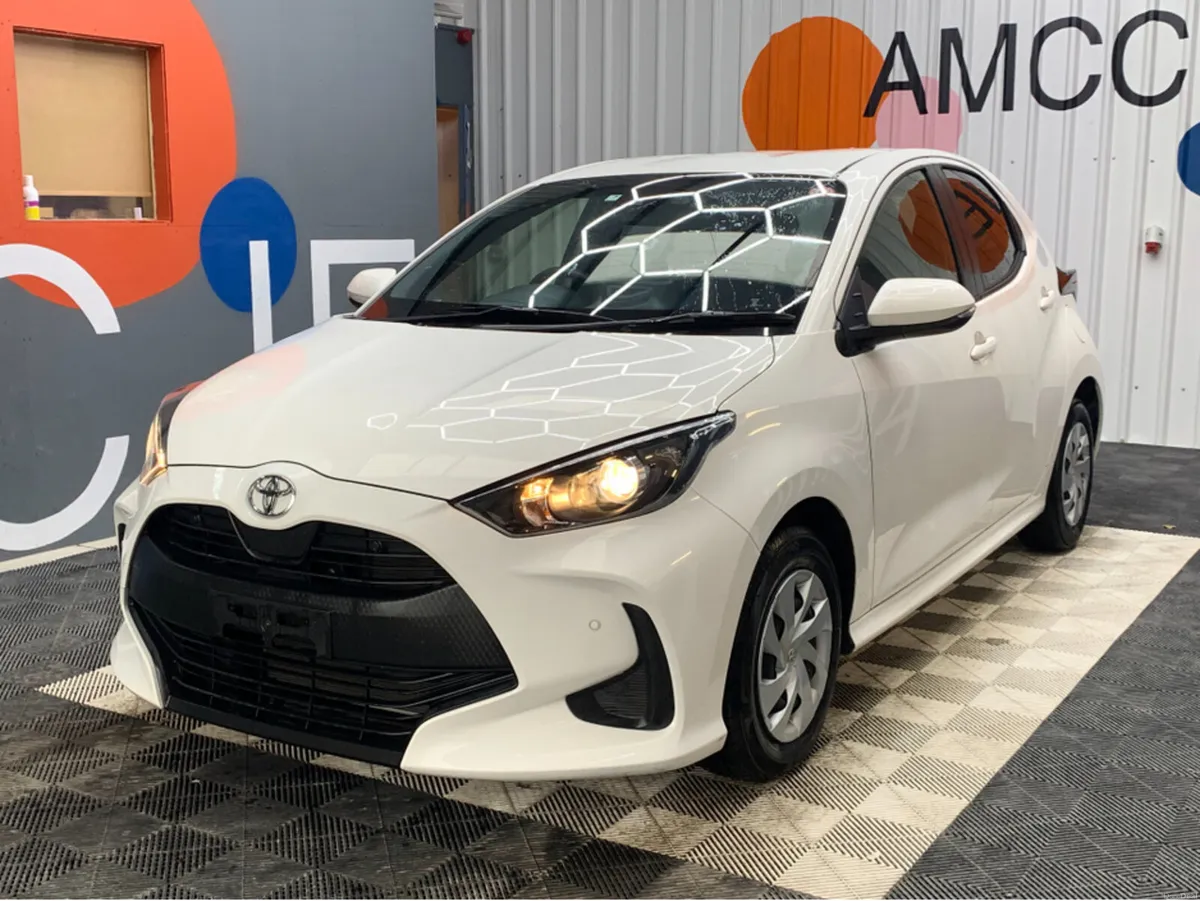Toyota Yaris X / 47k KMs / Reverse Camera / 1.0L P - Image 3