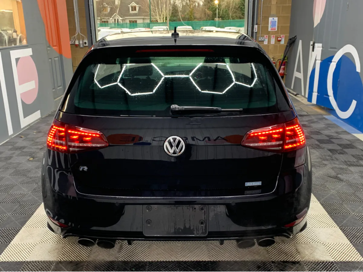 Volkswagen Golf 2015 Golf R / Manual / 134k KMs / - Image 5