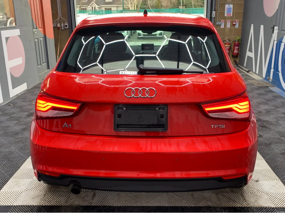 Audi A1 AUDI A1 AUTOMATIC 1.0 TFSI SPORT / 28k KMs - Image 5