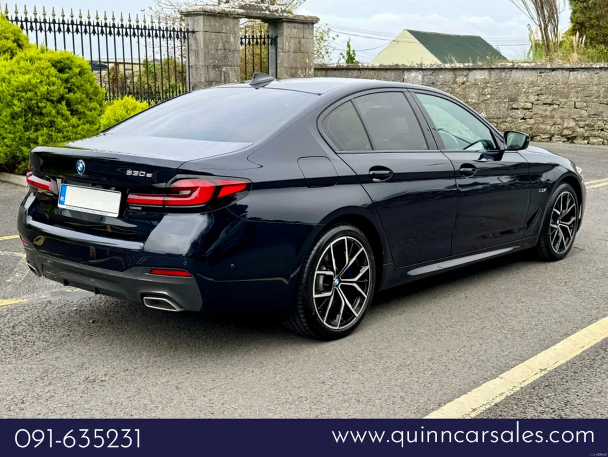 BMW 5-Series 530e M-SPORT AUTO - Image 3